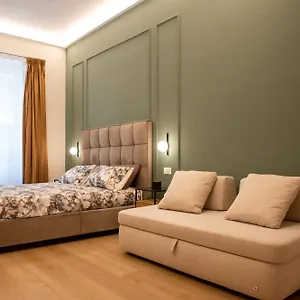 33 Guest house